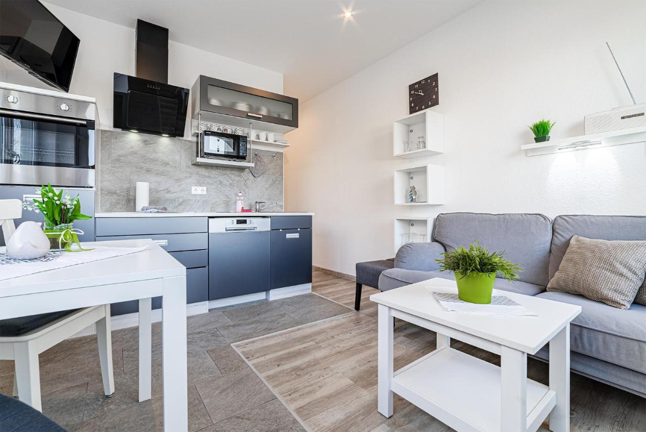 Haus Pirola Bensersiel Exteriör bild